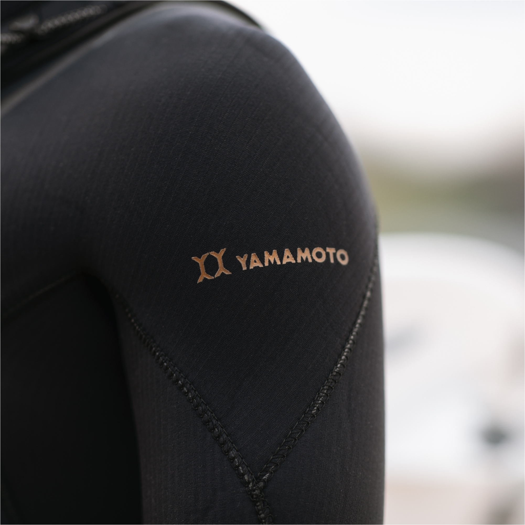 2025 Gul Mens Viper 6/5/4mm Yamamoto Hooded Chest Zip Wetsuit VR1225 - Black